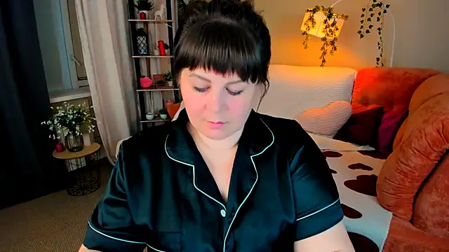 CrystaalStaar online show from 06/05/26, 07:30