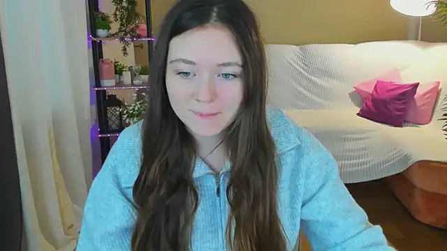 Snapshot of AlluringLookk chatting on 10/21/25, 10:27 AlluringLookk online show from 10/21/25, 10:27