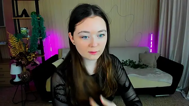 Snapshot of AlluringLookk chatting on 12/05/25, 04:14 AlluringLookk online show from 12/05/25, 04:14