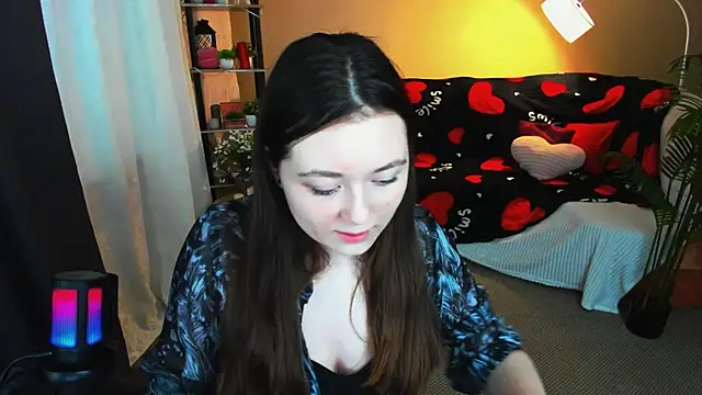 AlluringLookk online show from 02/10/26, 12:31