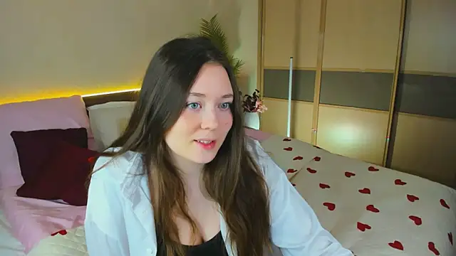 AlluringLookk online show from 03/07/26, 05:43