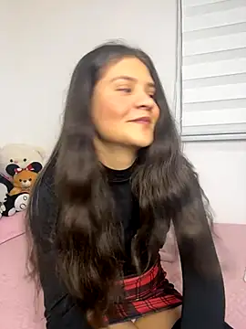 Snapshot of Emilyybennet_ chatting on 09/19/25, 02:46 Emilyybennet online show from 09/19/25, 02:46