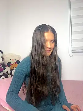 Snapshot of Emilyybennet_ chatting on 09/30/25, 09:20 Emilyybennet online show from 09/30/25, 09:20