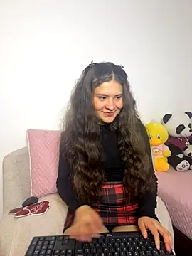 Snapshot of Emilyybennet_ chatting on 10/09/25, 09:46 Emilyybennet online show from 10/09/25, 09:46