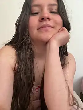 Emilyybennet  online show from 05/09/26, 10:15