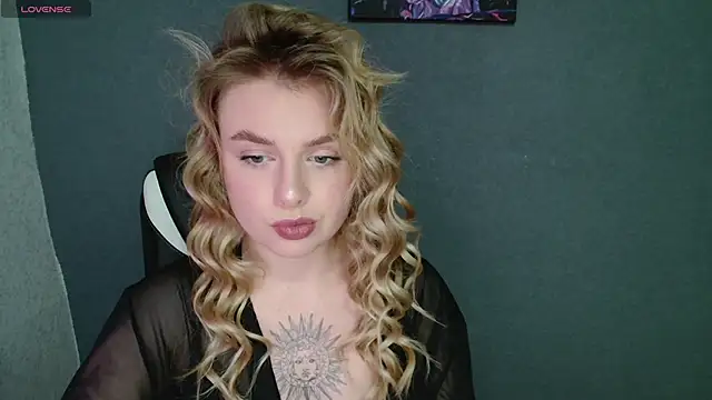 AngelicaHollywood online show from 10/26/25, 08:15