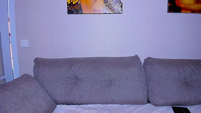 OliviaReece online show from 04/07/26, 05:52