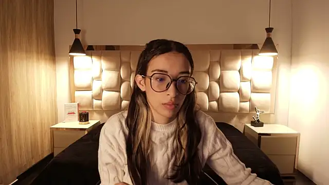 Emilia Bons online show from 02/09/26, 02:10