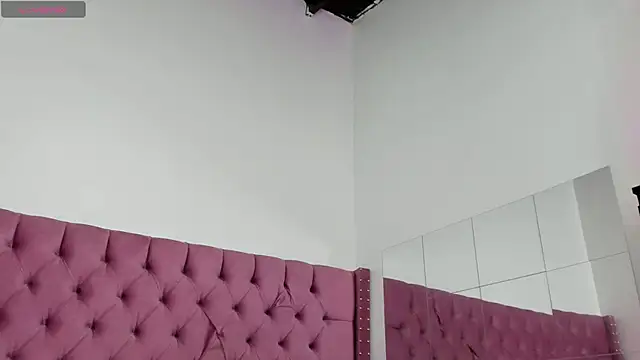 sara ramirez01 online show from 10/02/25, 03:57