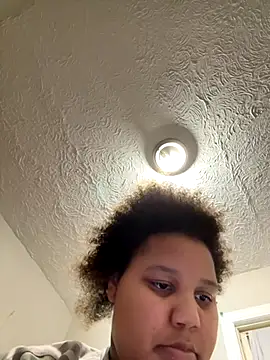 Snapshot of chocolate_bella chatting on 11/12/25, 01:39 chocolate bella online show from 11/12/25, 01:39