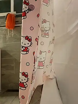 Snapshot of chocolate_bella chatting on 12/22/25, 11:35 chocolate bella online show from 12/22/25, 11:35