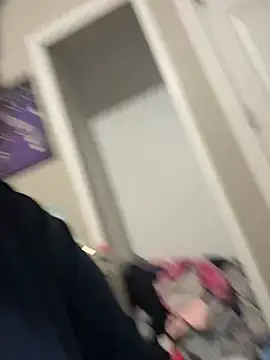 Snapshot of chocolate_bella chatting on 02/06/26, 12:37 chocolate bella online show from 02/06/26, 12:37