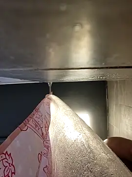 Snapshot of chocolate_bella chatting on 02/20/26, 04:29 chocolate bella online show from 02/20/26, 04:29