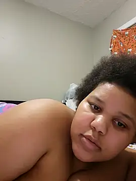 Snapshot of chocolate_bella chatting on 03/07/26, 01:35 chocolate bella online show from 03/07/26, 01:35