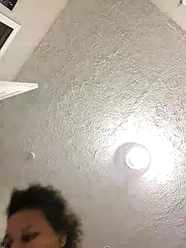 Snapshot of chocolate_bella chatting on 04/09/26, 03:28 chocolate bella online show from 04/09/26, 03:28