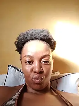 peachy poosie online show from 05/18/26, 06:41