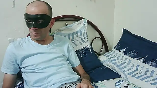 coplehot27 online show from 11/06/25, 03:46