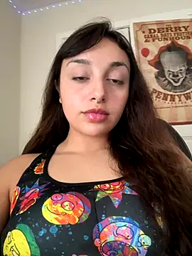 CharmingMaddie online show from 10/17/25, 04:42