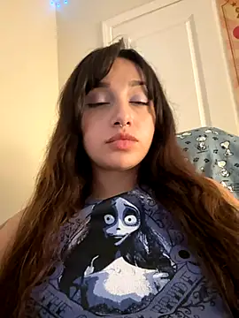 CharmingMaddie online show from 11/24/25, 09:36