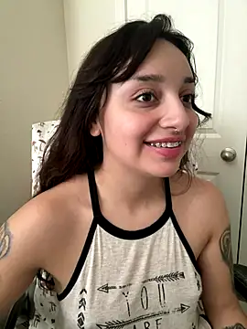 CharmingMaddie online show from 12/20/25, 06:26