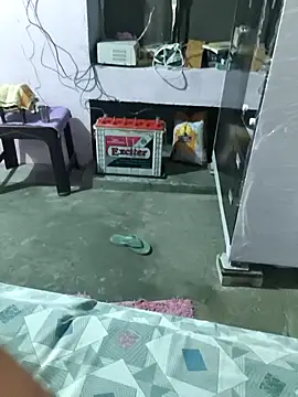 Love-pari077 online show from 11/12/25, 04:18