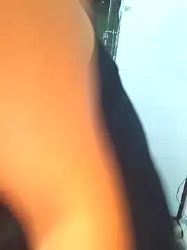 Love-pari077 online show from 02/19/26, 03:41