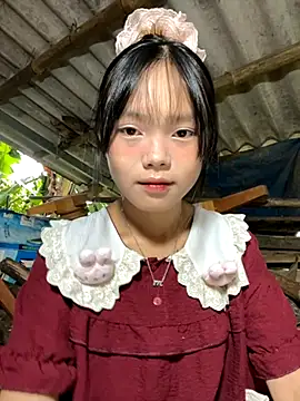 Snapshot of AdamLazis chatting on 09/27/25, 01:21 AdamLazis online show from 09/27/25, 01:21