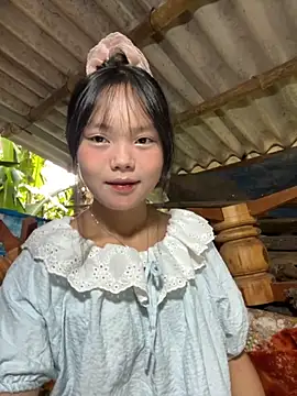 Snapshot of AdamLazis chatting on 09/28/25, 01:11 AdamLazis online show from 09/28/25, 01:11