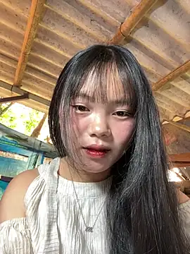 Snapshot of AdamLazis chatting on 04/13/26, 12:27 AdamLazis online show from 04/13/26, 12:27