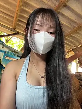 Snapshot of AdamLazis chatting on 04/14/26, 12:38 AdamLazis online show from 04/14/26, 12:38