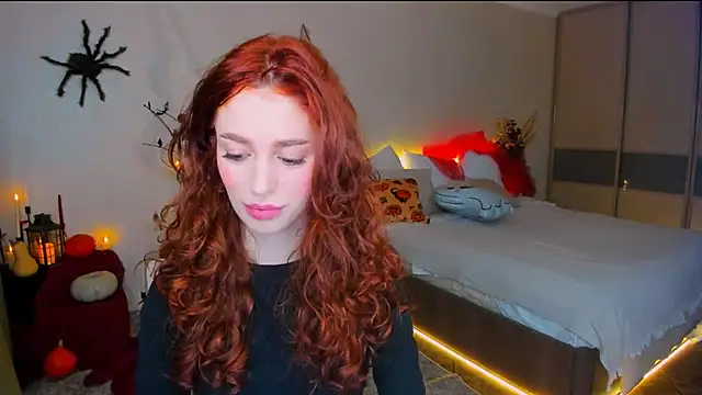 ChristinaConteeree online show from 10/24/25, 01:29