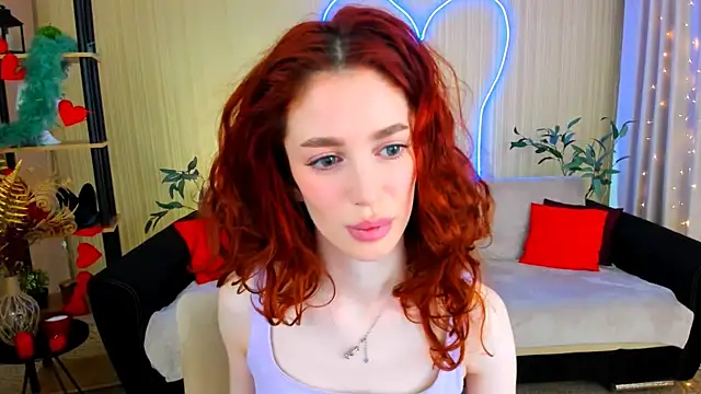 Snapshot of ChristinaConteeree chatting on 07/03/26, 06:25 ChristinaConteeree online show from 07/03/26, 06:25
