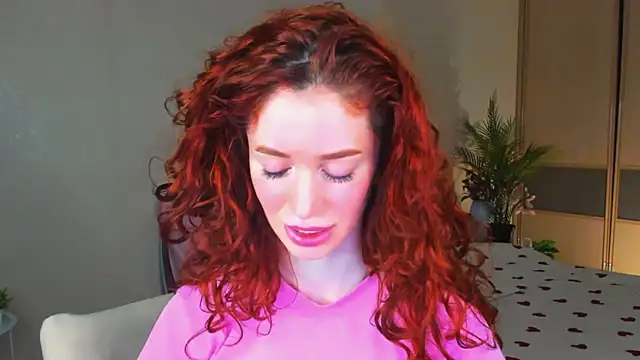 Snapshot of ChristinaConteeree chatting on 07/11/26, 11:13 ChristinaConteeree online show from 07/11/26, 11:13