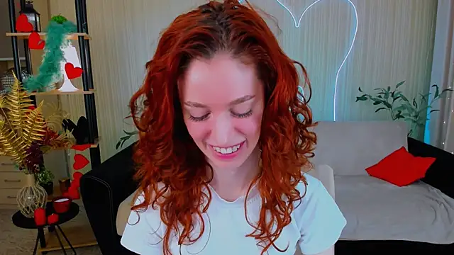 Snapshot of ChristinaConteeree chatting on 07/16/26, 07:20 ChristinaConteeree online show from 07/16/26, 07:20