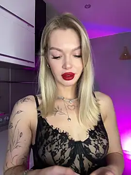 miss veroNika online show from 12/14/25, 05:02