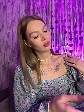 Snapshot of miss_veroNika chatting on 03/12/26, 03:12 miss veroNika online show from 03/12/26, 03:12