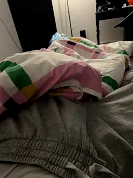 Frankieyyy1 online show from 11/26/25, 10:55