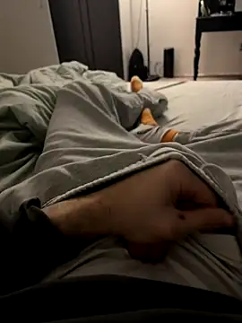 Frankieyyy1 online show from 12/22/25, 08:39