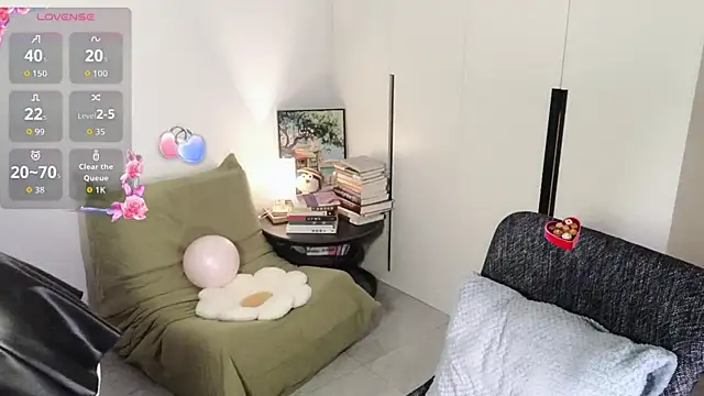 Emmaq996 online show from 09/09/25, 03:17