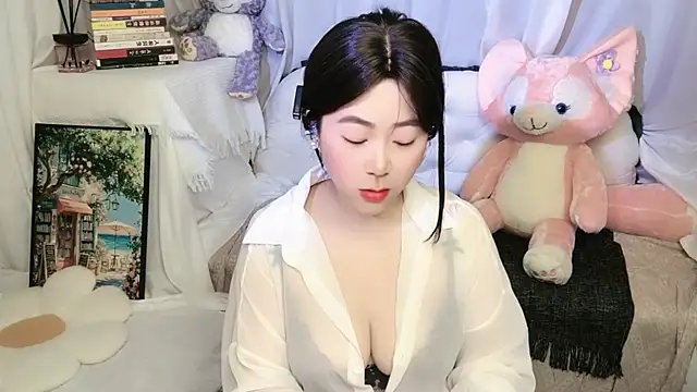 Emmaq996 online show from 04/11/26, 07:45