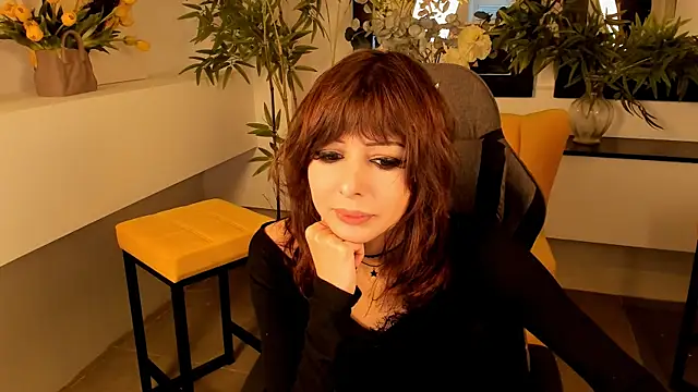 CrystallBloom online show from 09/11/25, 01:22