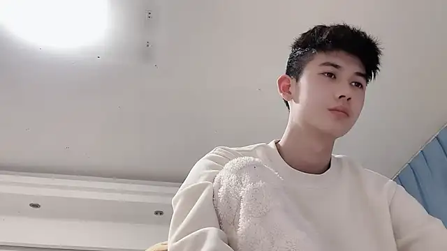 Snapshot of xiaojie2563 chatting on 02/26/26, 11:42 xiaojie2563 online show from 02/26/26, 11:42