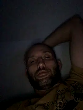 Nicobellich1989 online show from 12/22/25, 03:20