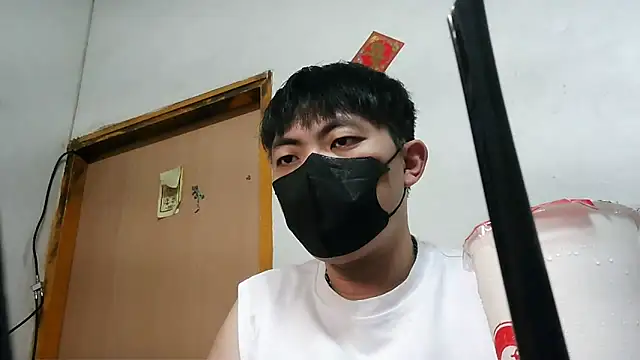 bigbb101011 online show from 10/03/25, 01:41