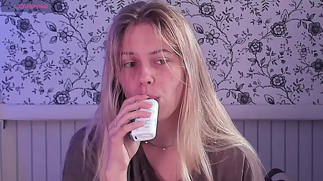 AngelAnty online show from 07/05/26, 01:29