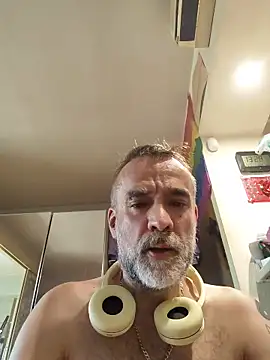 GabyCollado5 online show from 05/25/26, 11:27