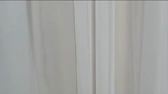 angelainparis28 online show from 09/15/25, 06:46