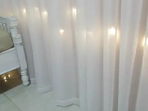 angelainparis28 online show from 09/28/25, 05:13