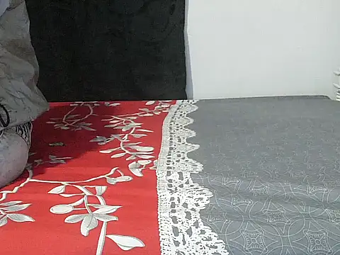 angelainparis28 online show from 11/05/25, 06:02