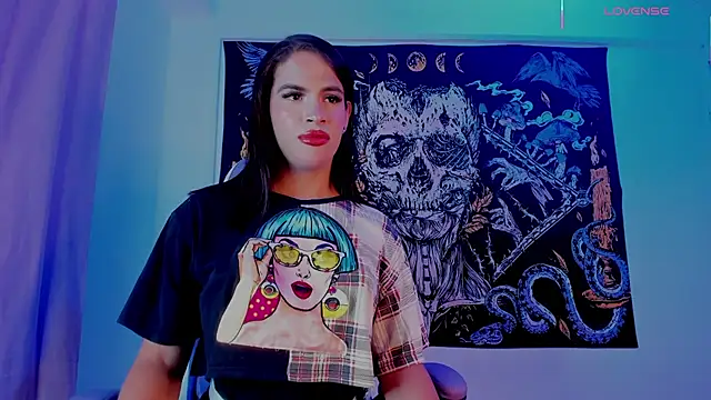 Snapshot of Mafer_Osorio chatting on 11/10/25, 02:21 Mafer Osorio online show from 11/10/25, 02:21